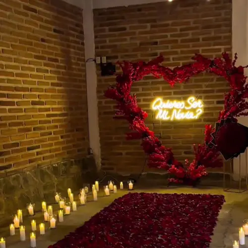 decoracion rosas petalos quieres ser mi novia guatemala